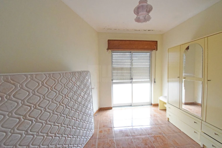 Moradia T5 para Venda em Orjais Foto 16