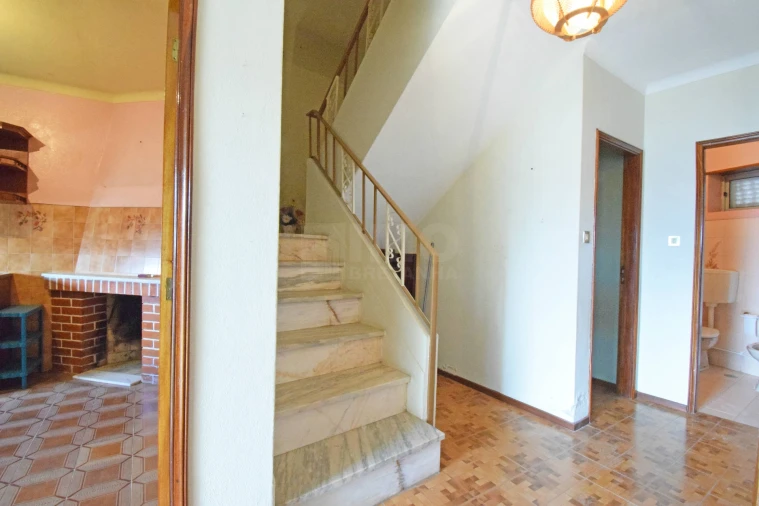 Moradia T5 para Venda em Orjais Foto 10