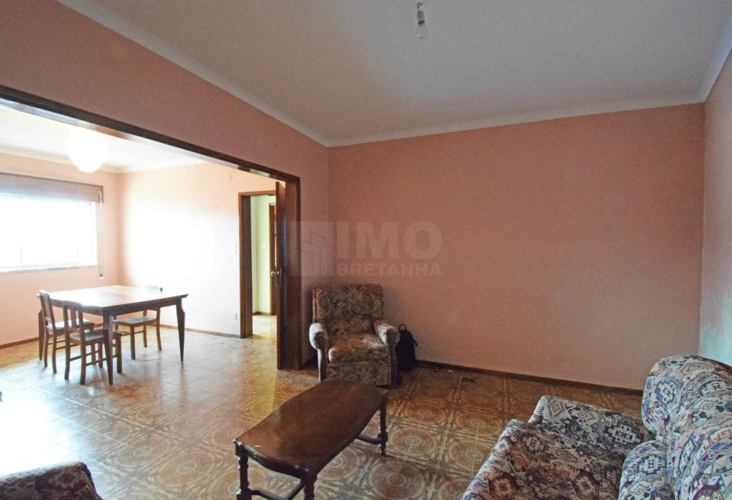 Moradia T5 para Venda em Orjais Foto 9