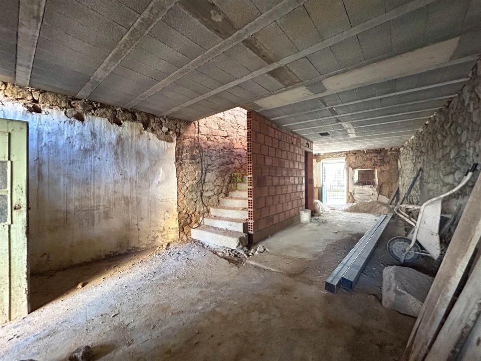 Moradia T2 para Venda em Alcains Foto 6