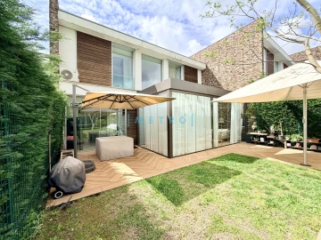 Moradia T3 para Venda em Água Longa