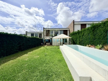 Moradia T3 para Venda em Água Longa