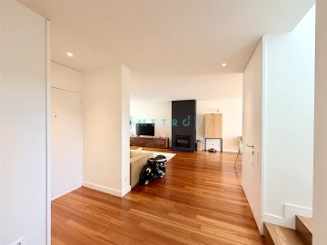 Moradia T3 para Venda em Água Longa