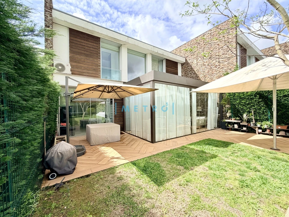 Moradia T3 para Venda em Água Longa Foto 21