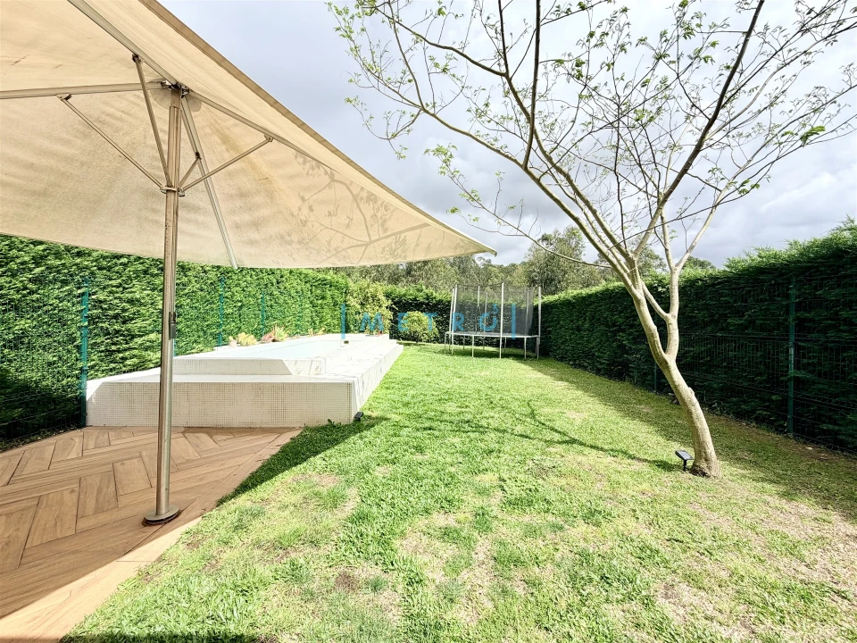 Moradia T3 para Venda em Água Longa Foto 18