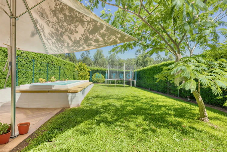 Moradia T3 para Venda em Água Longa Foto 1