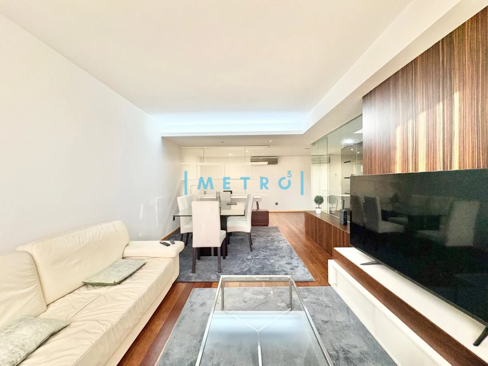 Apartamento T2 para Arrendamento em Campanhã Foto 2