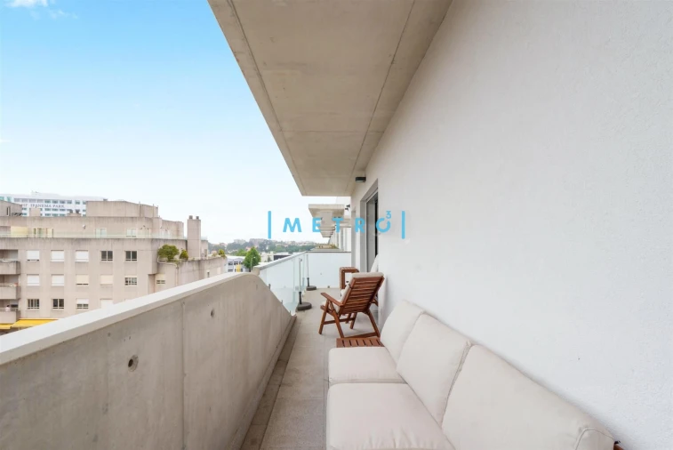 Apartamento T2 para Arrendamento em Lordelo do Ouro e Massarelos Foto 14