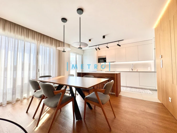 Apartamento T2 para Arrendamento em Lordelo do Ouro e Massarelos Foto 7