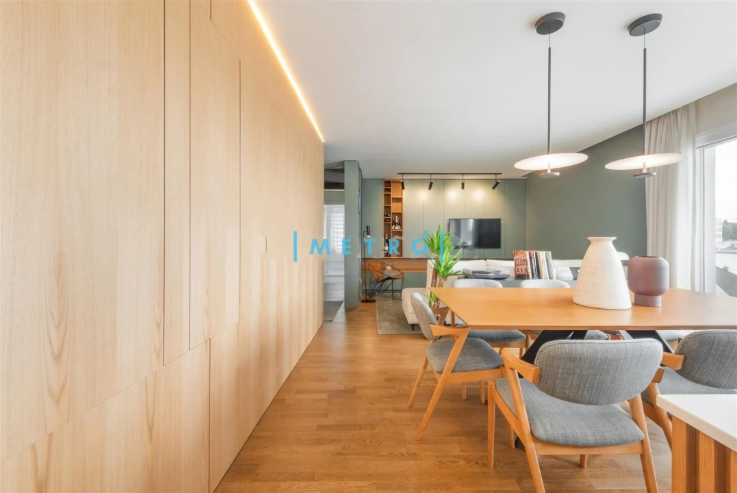 Apartamento T2 para Arrendamento em Lordelo do Ouro e Massarelos Foto 4