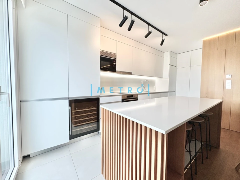 Apartamento T2 para Arrendamento em Lordelo do Ouro e Massarelos Foto 10