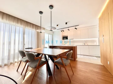 Apartamento T2 para Venda em Lordelo do Ouro e Massarelos