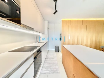Apartamento T2 para Venda em Lordelo do Ouro e Massarelos