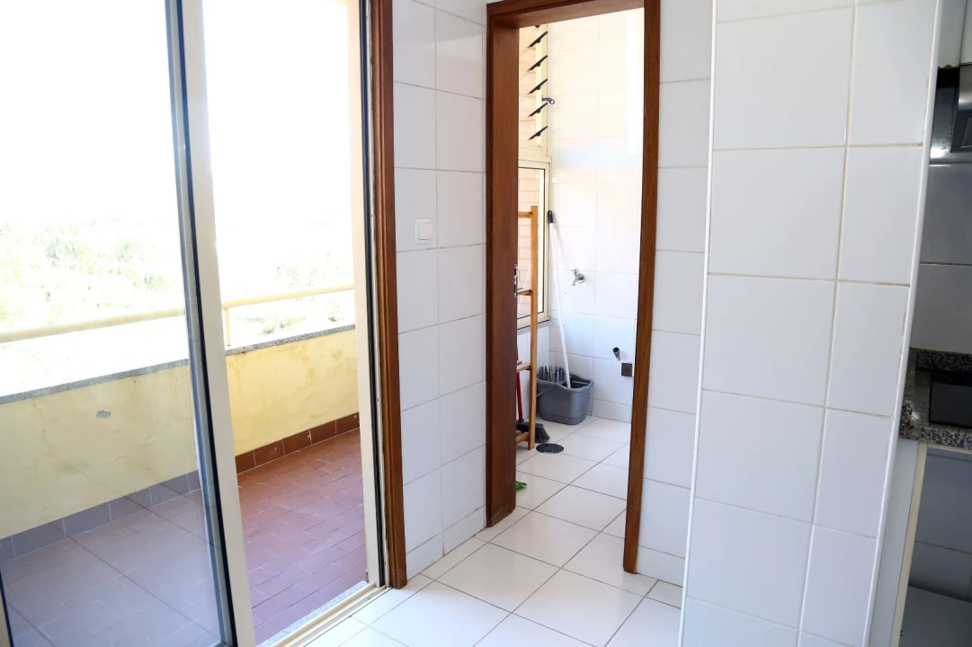 Apartamento T2 para Venda em Lustosa e Barrosas (Santo Estêvão) Foto 17