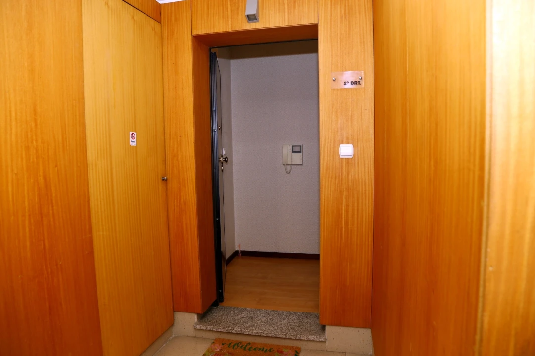 Apartamento T2 para Venda em Lustosa e Barrosas (Santo Estêvão) Foto 5