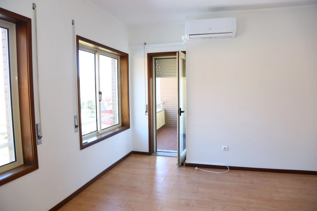 Apartamento T2 para Venda em Lustosa e Barrosas (Santo Estêvão) Foto 14