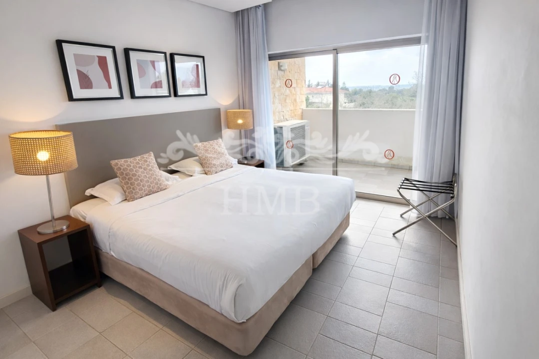 Apartamento T2 para Venda em Alvor Foto 5