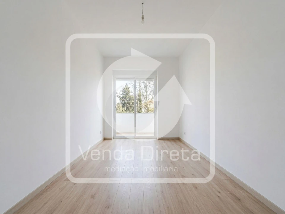 Apartamento T2 para Venda em Alto do Seixalinho, Santo André e Verderena Foto 16