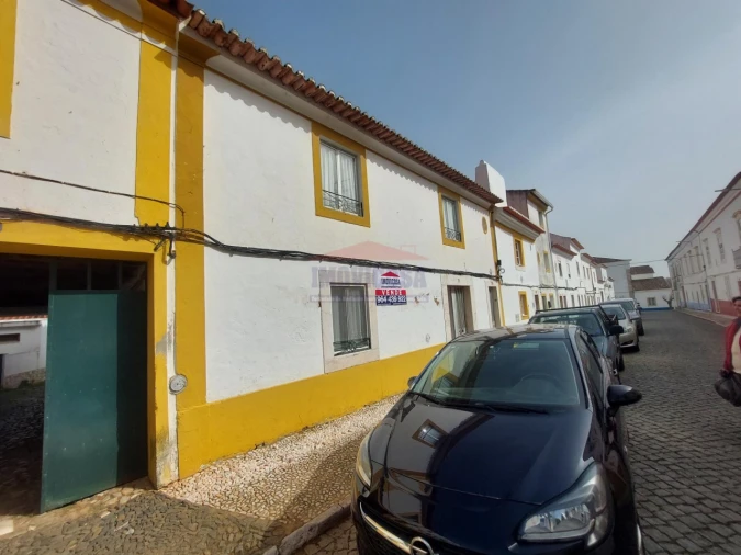 Moradia T5 para Venda em Nossa Senhora da Conceição e São Bartolomeu Foto 1