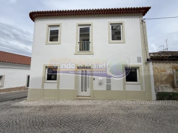 Moradia T3 para Venda em Cartaxo e Vale da Pinta