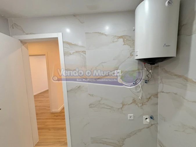 Apartamento T1 para Venda em Vila Franca de Xira Foto 19