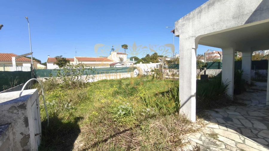 Moradia T3 para Venda em Sesimbra (Castelo) Foto 8