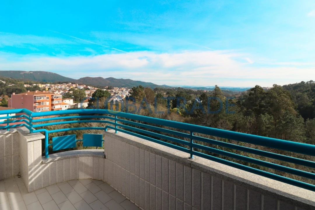 Apartamento T2 para Venda em Fânzeres e São Pedro da Cova Foto 5