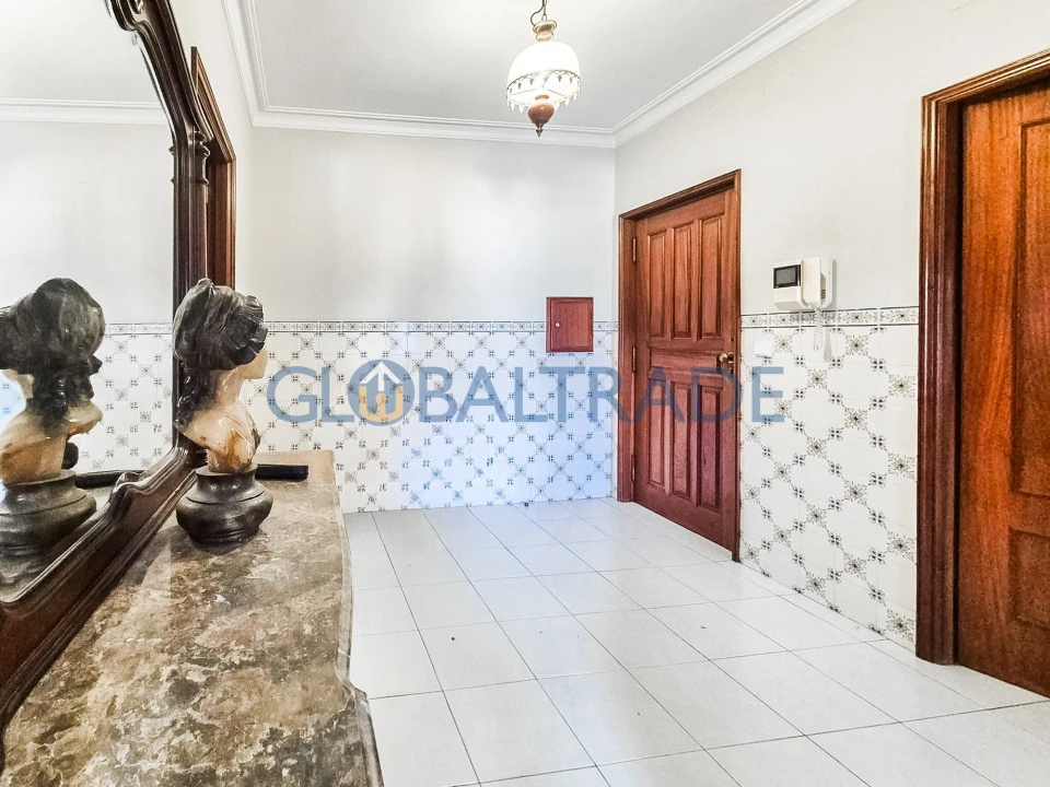 Apartamento T2 para Venda em Fânzeres e São Pedro da Cova Foto 8