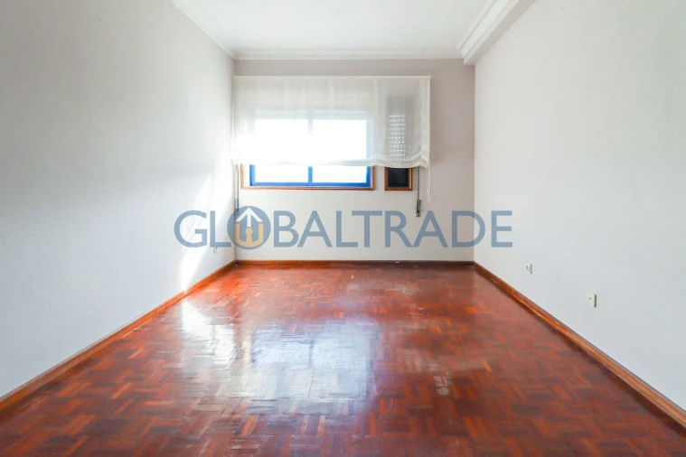 Apartamento T2 para Venda em Fânzeres e São Pedro da Cova Foto 14