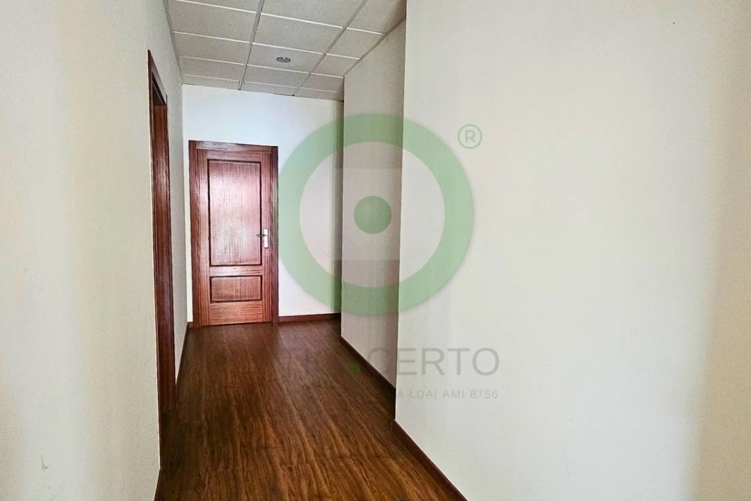 Loja para Venda em Valpaços e Sanfins Foto 13