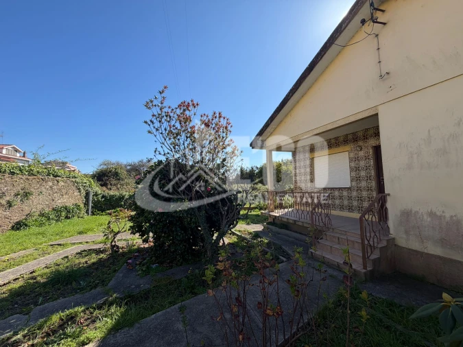 Moradia T4 para Venda em Esmoriz Foto 4