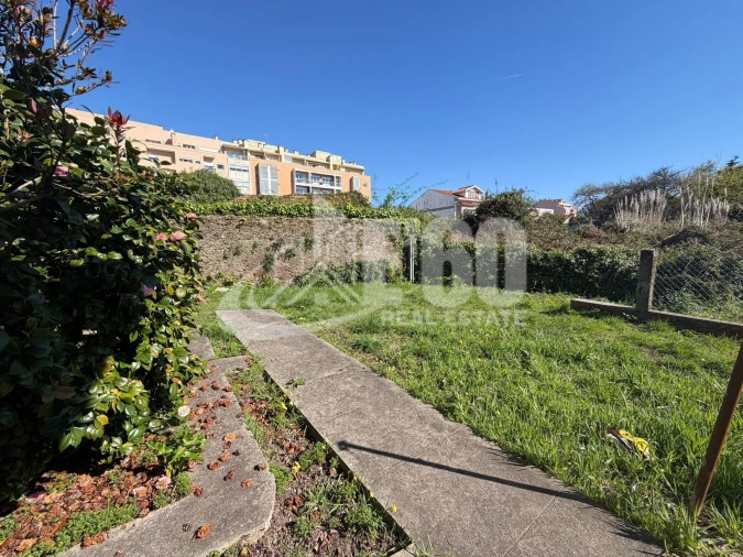 Moradia T4 para Venda em Esmoriz Foto 9