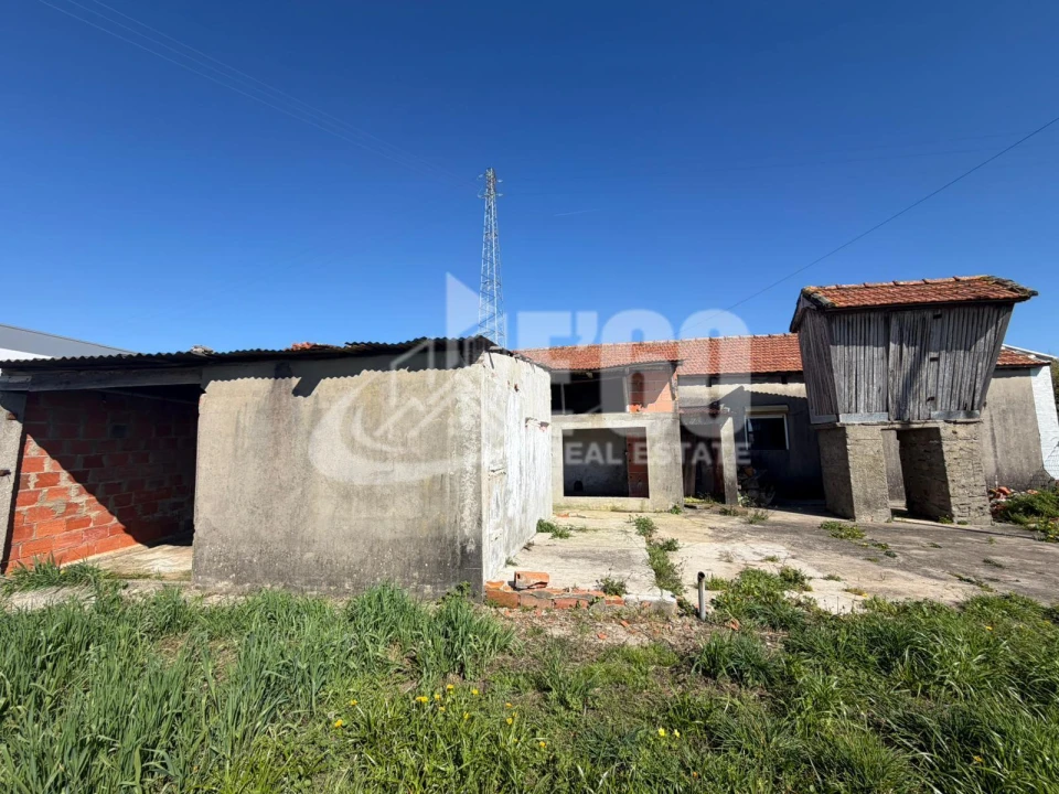 Moradia T4 para Venda em Esmoriz Foto 12