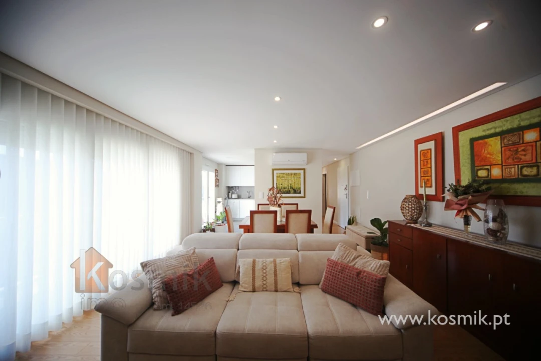 Apartamento T2 para Venda em Pontinha e Famões Foto 22