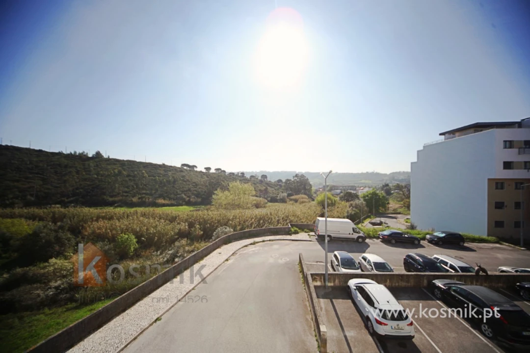 Apartamento T2 para Venda em Pontinha e Famões Foto 38