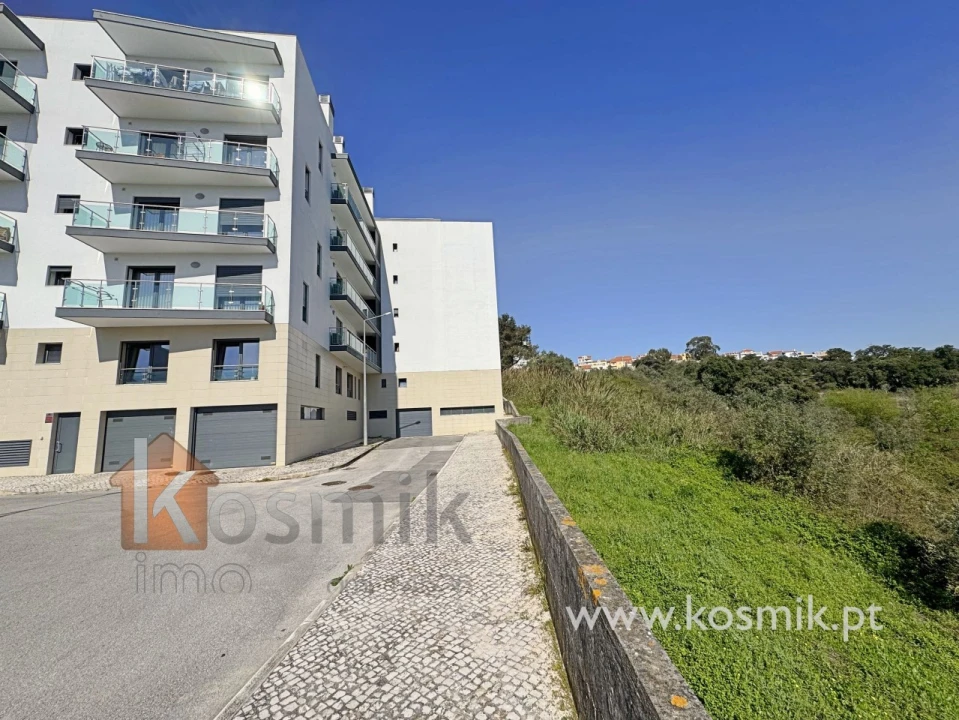 Apartamento T2 para Venda em Pontinha e Famões Foto 53