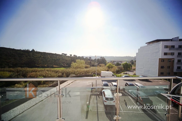 Apartamento T2 para Venda em Pontinha e Famões Foto 32