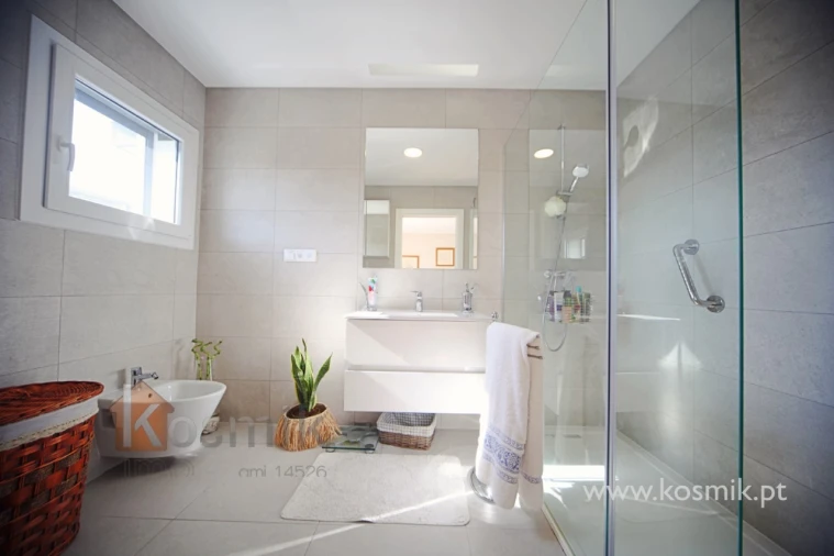 Apartamento T2 para Venda em Pontinha e Famões Foto 33