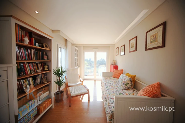 Apartamento T2 para Venda em Pontinha e Famões Foto 35