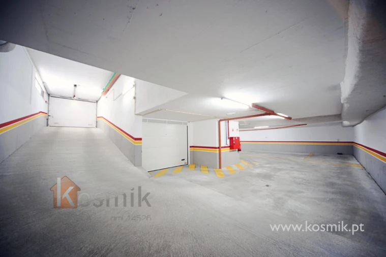 Apartamento T2 para Venda em Pontinha e Famões Foto 44