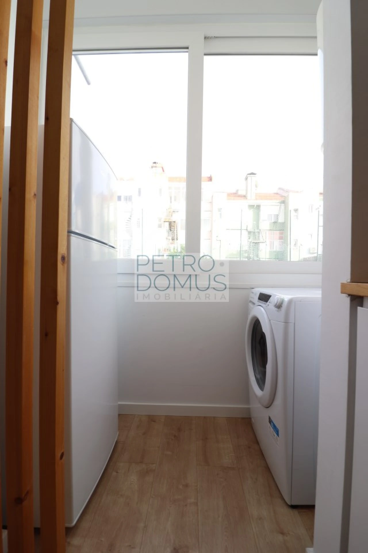 Apartamento T1 para Arrendamento em Areeiro Foto 10
