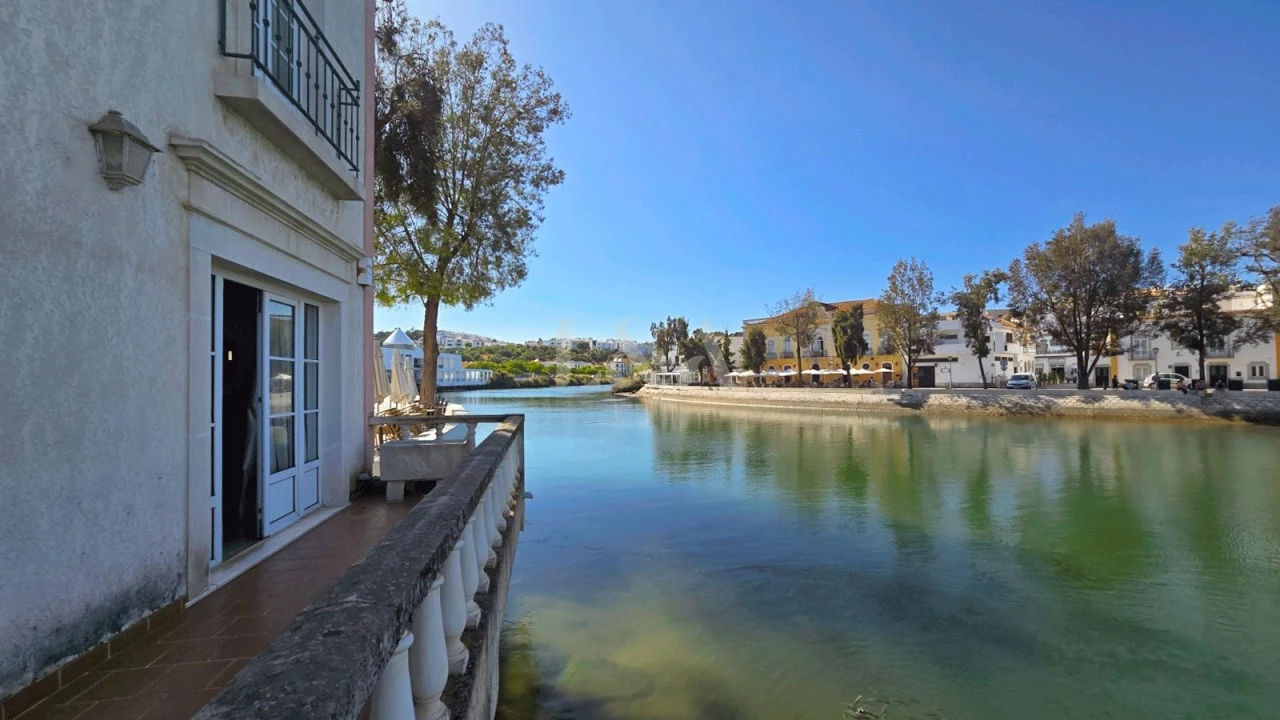 Moradia para Venda em Tavira (Santa Maria e Santiago) Foto 9