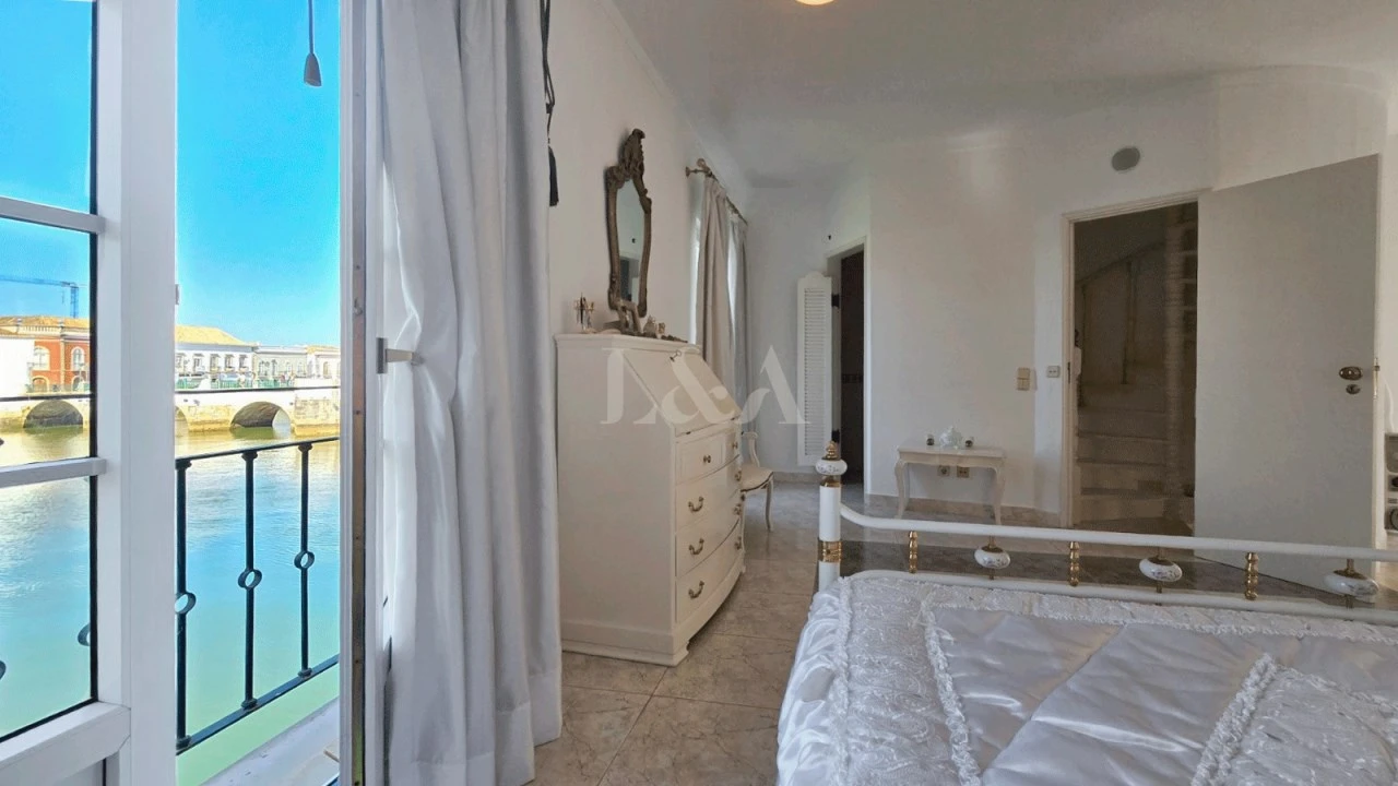 Moradia para Venda em Tavira (Santa Maria e Santiago) Foto 13