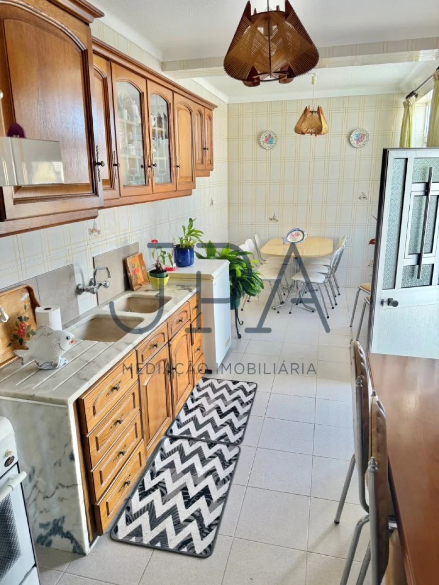 Moradia T4 para Venda em Altura Foto 6