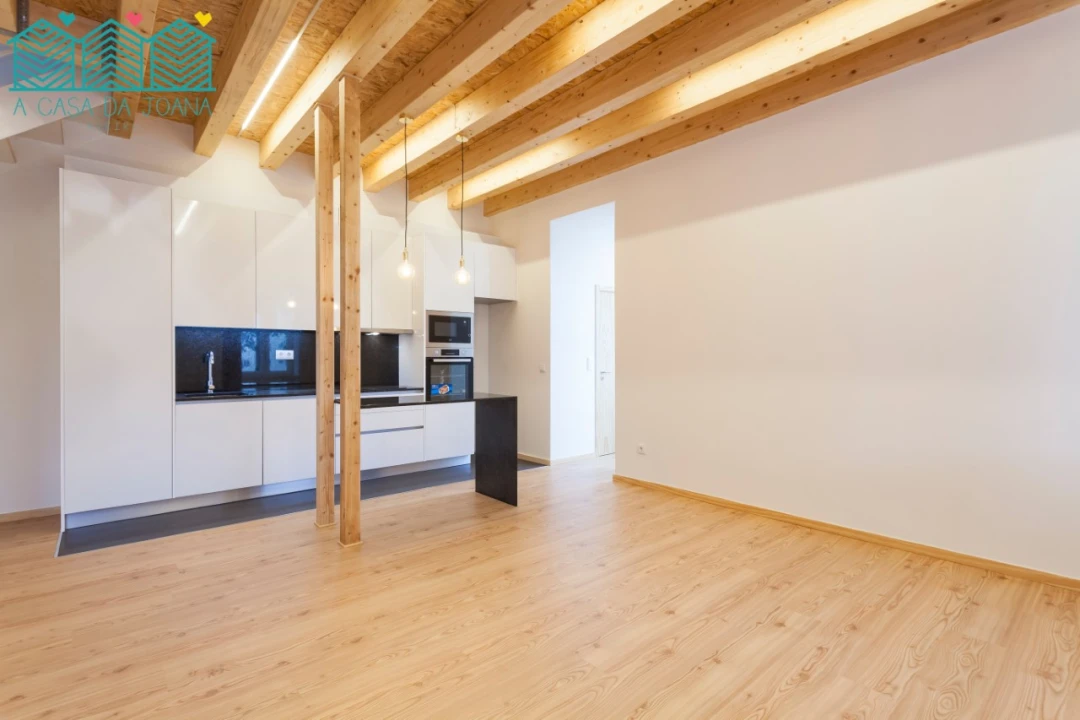 Moradia T2 para Arrendamento em Cedofeita, Santo Ildefonso, Sé, Miragaia, São Nicolau e Vitória Foto 9