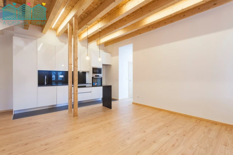 Moradia T2 para Arrendamento em Cedofeita, Santo Ildefonso, Sé, Miragaia, São Nicolau e Vitória Foto 9