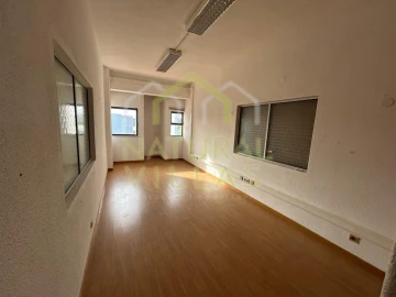 Escritório para Arrendamento em Montenegro