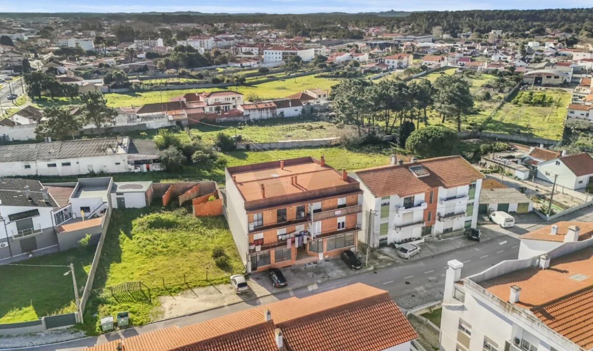 Apartamento T2 para Venda em Marinha Grande Foto 15