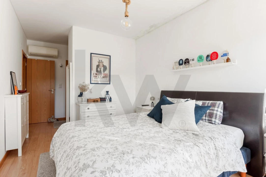 Apartamento T2 para Venda em Santa Clara Foto 16