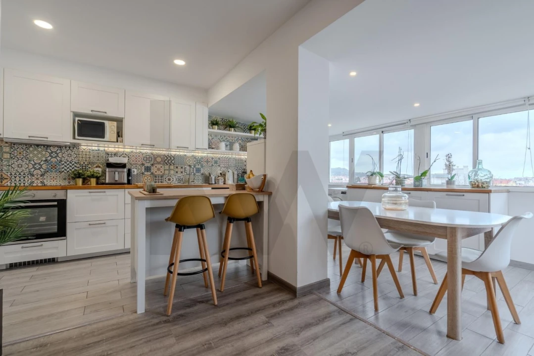 Apartamento T2 para Venda em Rio de Mouro Foto 6